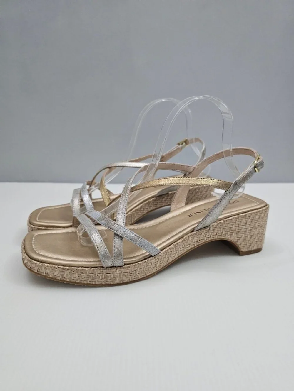 Donald Pliner Rosalie Strappy Wedge Sandal Womens 9.5 Platino Gold Leather NEW